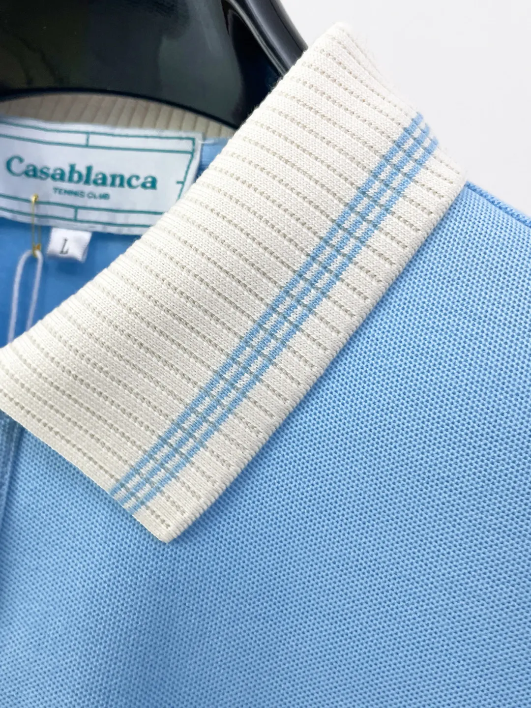 Casablanca New Arrival long-sleeved Polo shirt, original fabric, official Same Style, made of pure cotton pique fabric, custom-made in the same vat, feels very comfortable and smooth, very wide and stylish, produced by a first-line brand Factory, imported Behringer embroidery machine, embroidery is full and textured, collar and collar ribs are woven with imported yarn, will not deform after long-term wear, the most New Arrival style in autumn and winter, fashionable and individual, super Versatile and good-looking Very suitable for both men and women. A must-have item for everyone. Size: M-XXXL